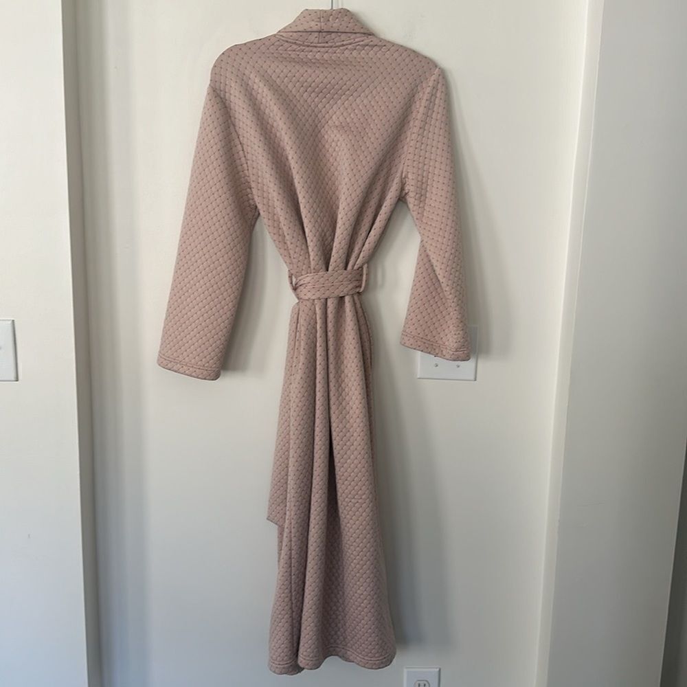 Diamond Tea Rose Quilted Pattern Long Robe M - Picture 6 of 8